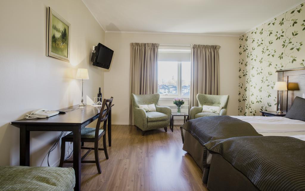 Home Hotel Park Halden Bagian luar foto