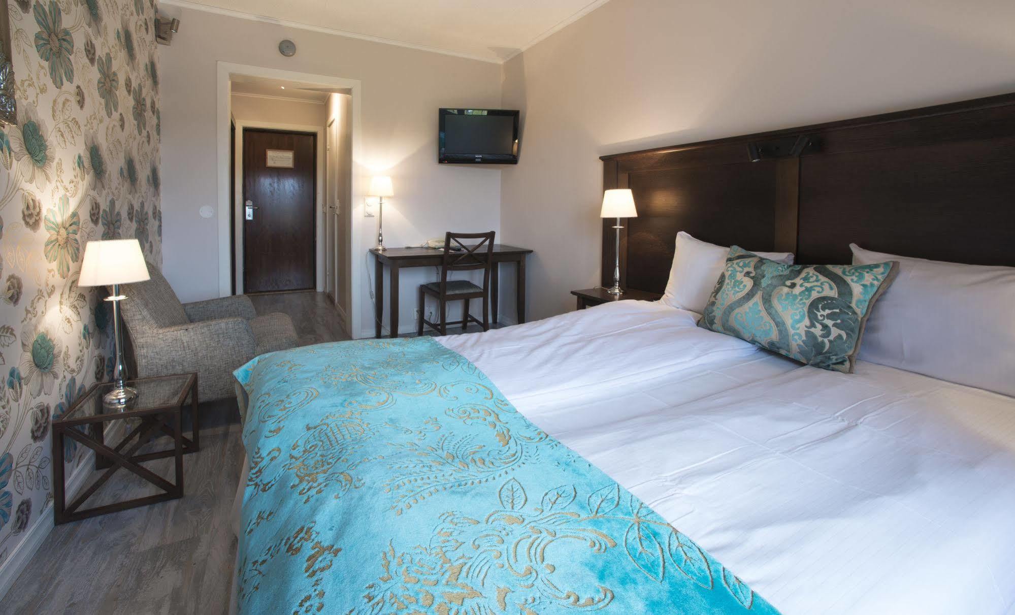 Home Hotel Park Halden Bagian luar foto